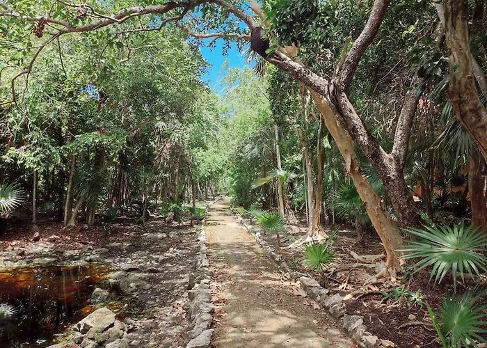 Yalku - Private Access To Lagoon